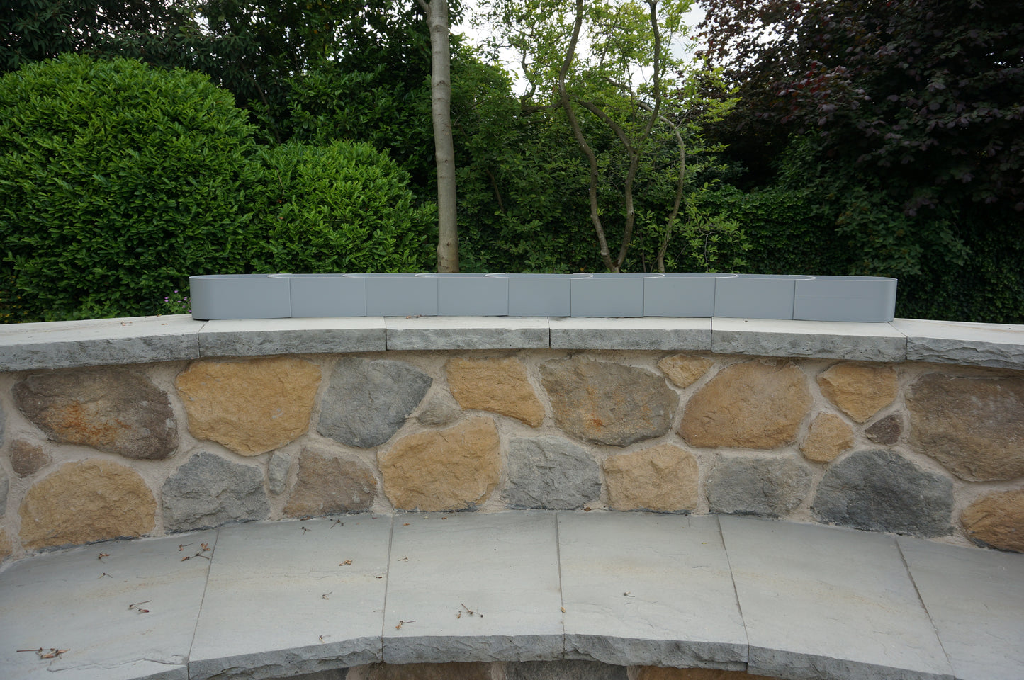 Planter Infinity – Modern Flowerpot for Timeless Greenery