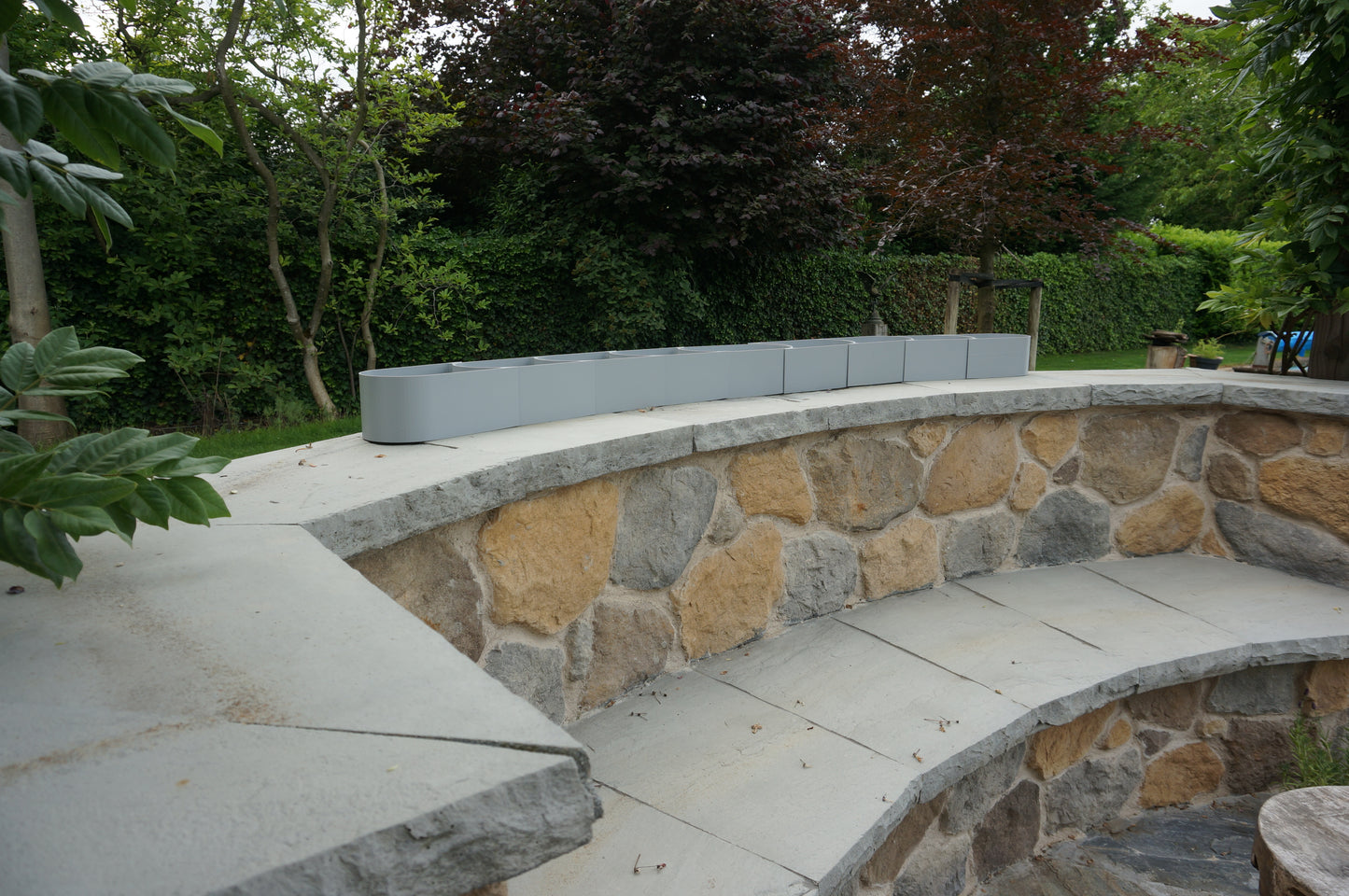 Planter Infinity – Modern Flowerpot for Timeless Greenery