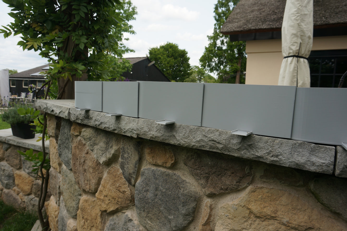 Planter Infinity – Modern Flowerpot for Timeless Greenery