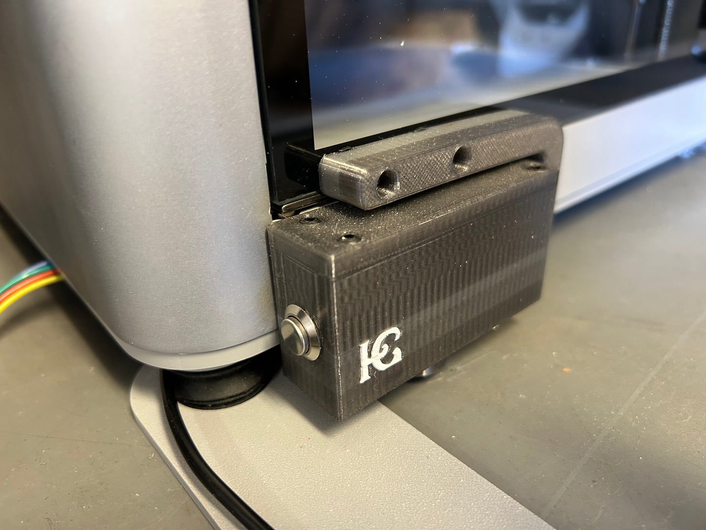 FarmLink Door Opener – Bambu Lab X1C